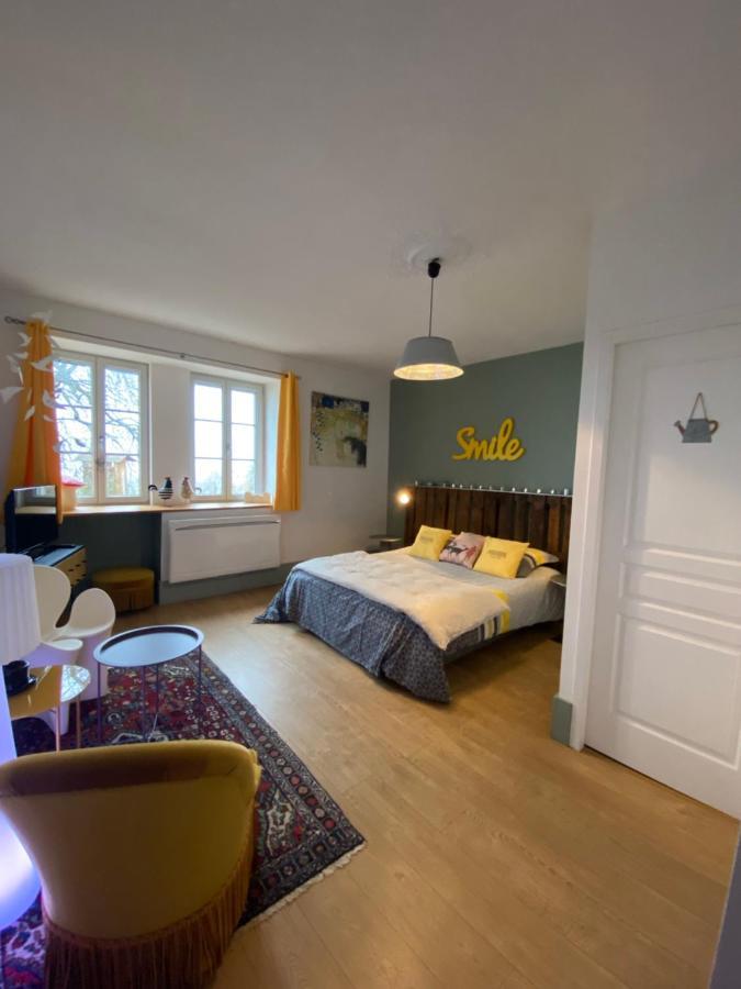 L'Entre-Coeur Bed & Breakfast Menetru-le-Vignoble Екстериор снимка