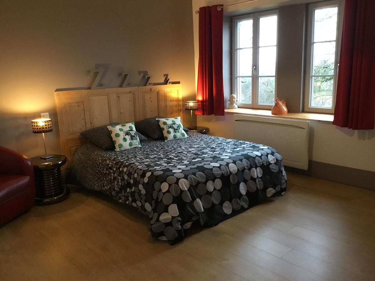 L'Entre-Coeur Bed & Breakfast Menetru-le-Vignoble Екстериор снимка